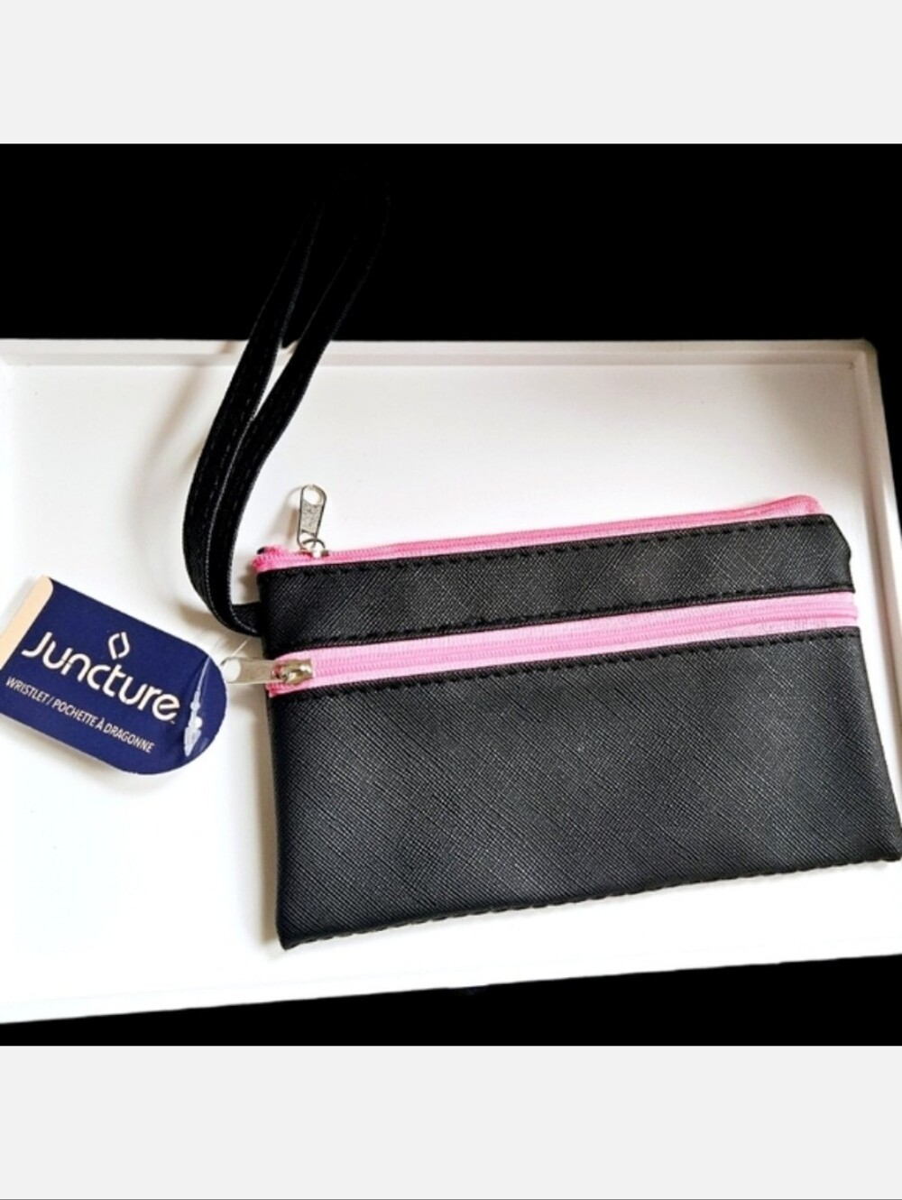 NWT SMALL FAUX LEATHER BLACK/PINK ZIPPER WRISTLET CLUTCH!